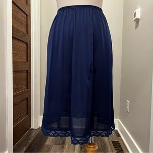 Vanity Fair Deep Blue half slip
